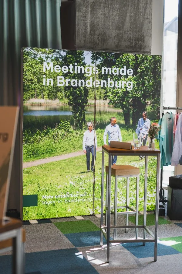 Aufsteller „Meetings made in Brandenburg“ beim Team-Event Meet Germany